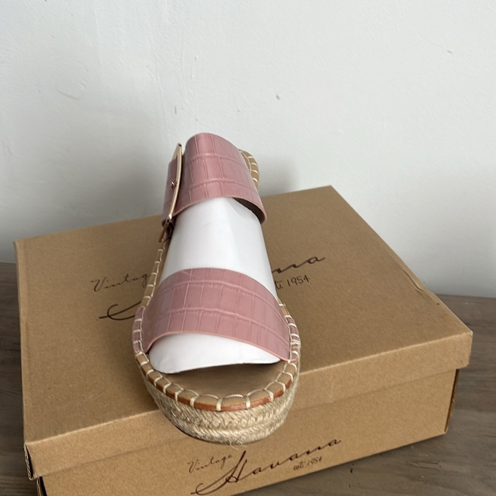 New Vintage Havana  Robin Wedge buckle Sandals pink NIB size 11 - Picture 4 of 9